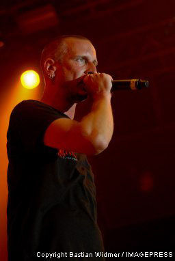 Zack Tell, Leadsänger von Clawfinger auf dem Gurtenfestival 2007